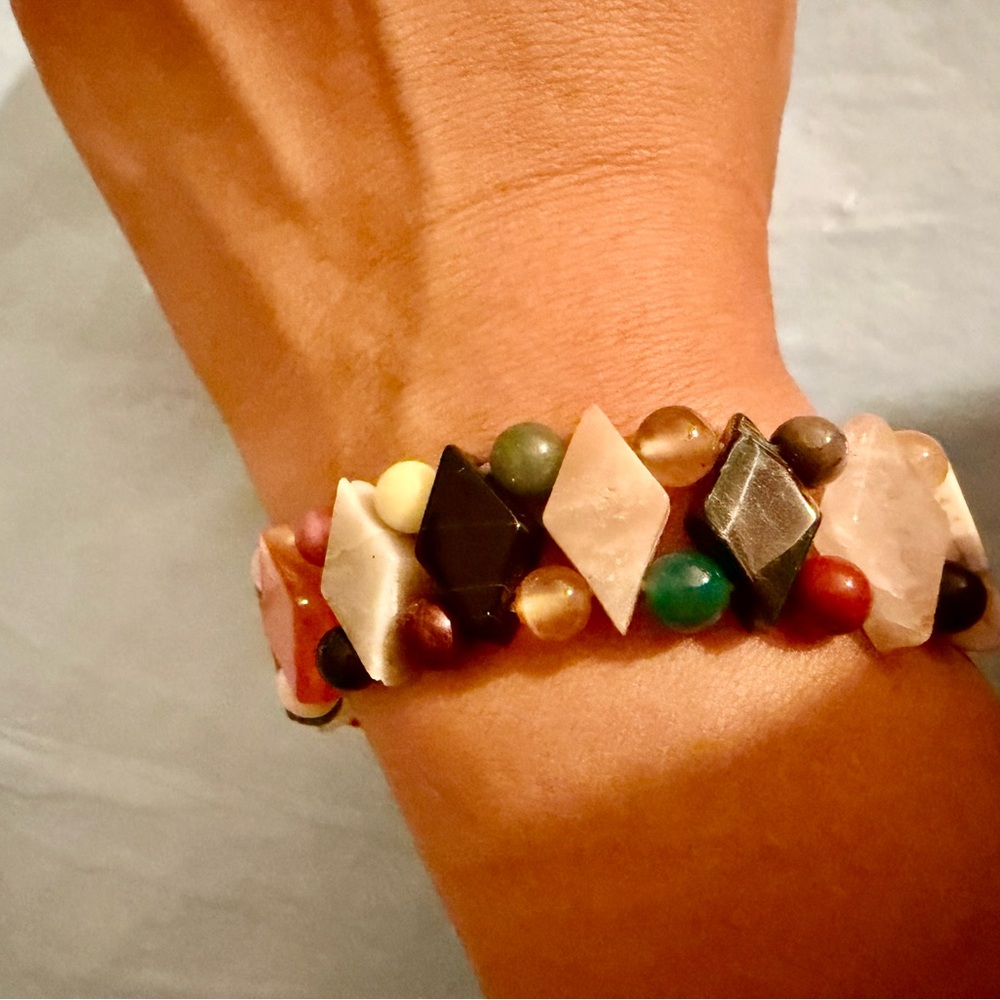 Stretchy Earth Tone Gemstone  Round /triangle Bead Bracelet Unisex New Age